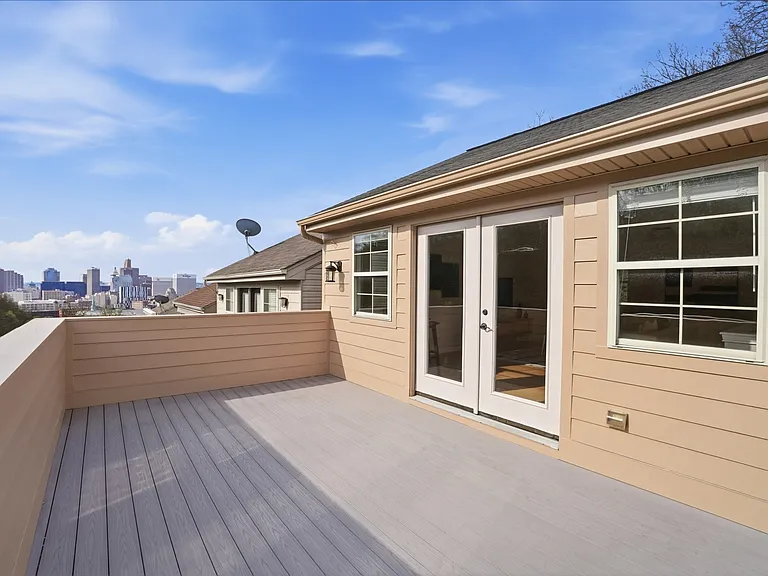 525 Boal St — Photo 46