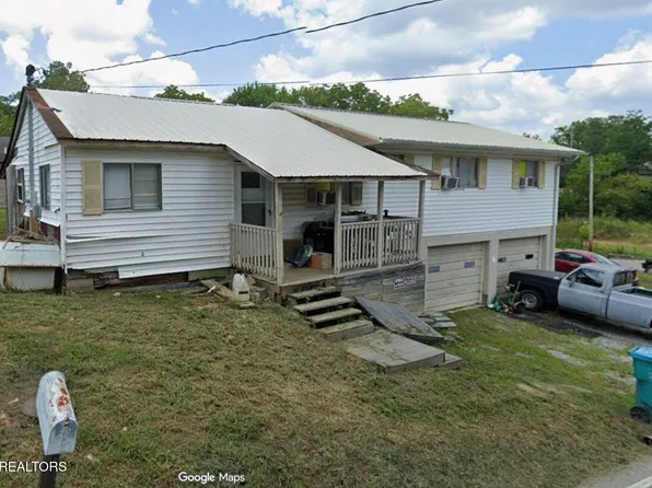 70 Taylor St, Crossville, TN 38555