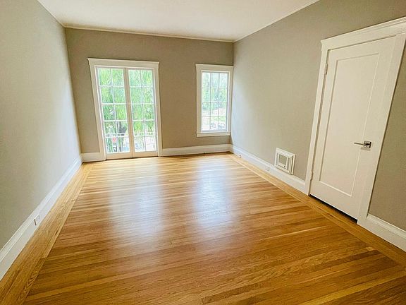 5th image of 577 14th Ave APT 1