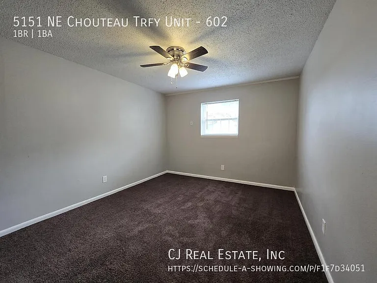 5151 NE Chouteau Trfy #602 — Photo 9