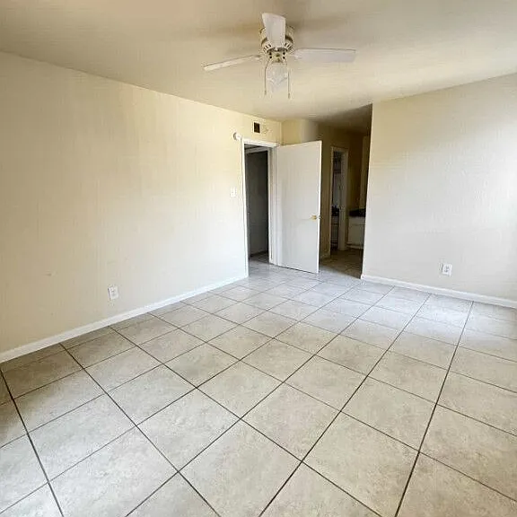 Inglewood Village Apartments — Photo 27