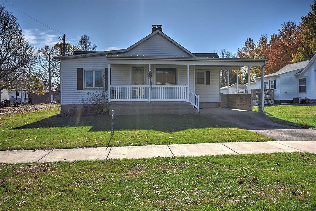 325 Anne St, Illiopolis, IL 62539 Zillow