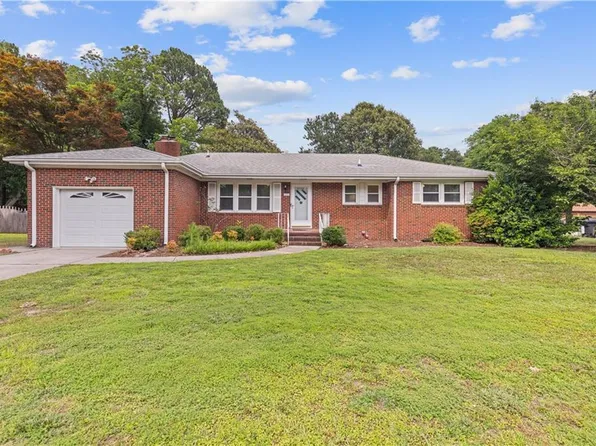 5528 Stewart Dr, Virginia Beach, VA 23464