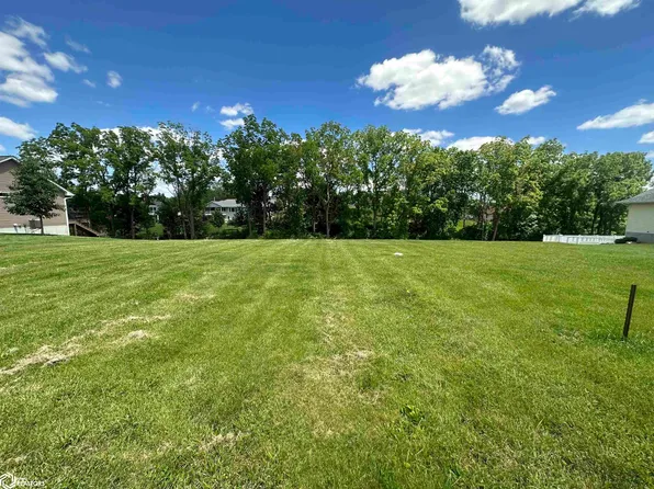 906 S Smith St, Mount Pleasant, IA 52641
