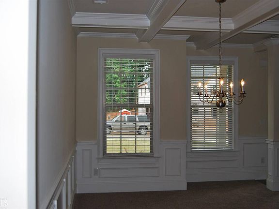 3rd image of 206 Aylesbury Blvd