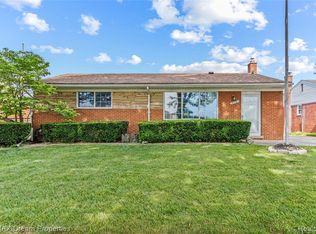 14731 Newburgh Rd, Livonia, MI 48154