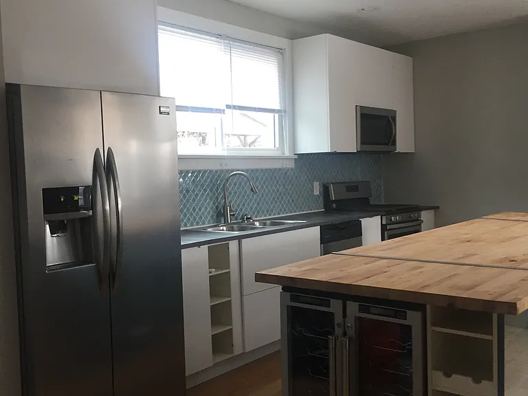 211 Sterling St — Photo 1