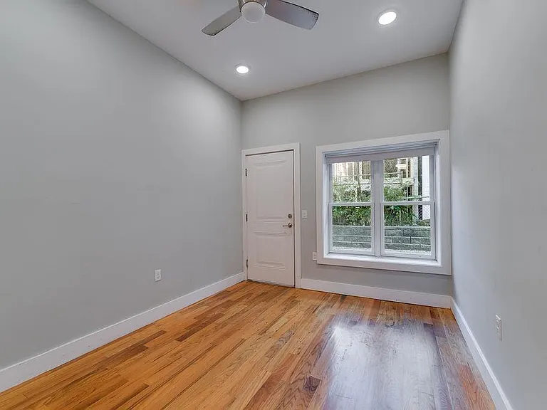 62 Newkirk St #1B — Photo 6