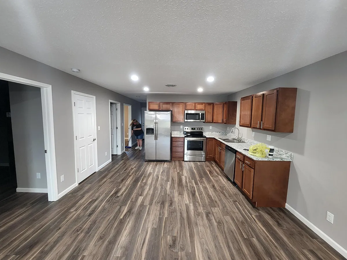 Pearson Investment Properties LLC - 101 S Washington St #B