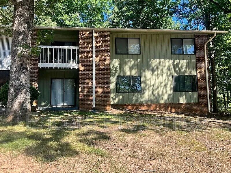 1st image of 1299 Schaub Dr APT A