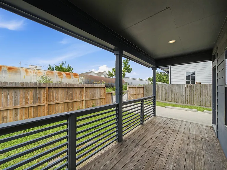603 Edgewood St #B — Photo 17