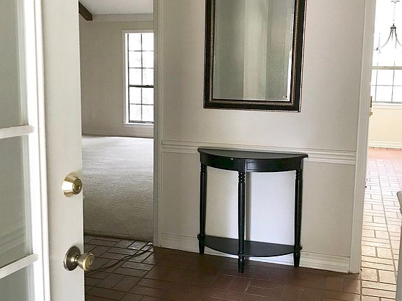 5th image of 107 Dogwood Cir