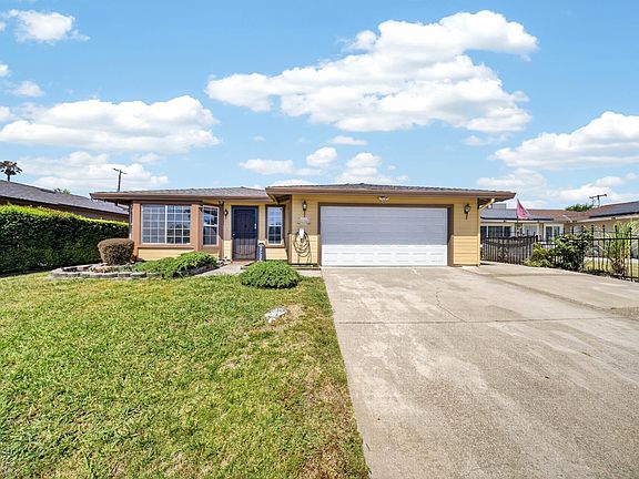 3rd image of 7560 Lemarsh Way
