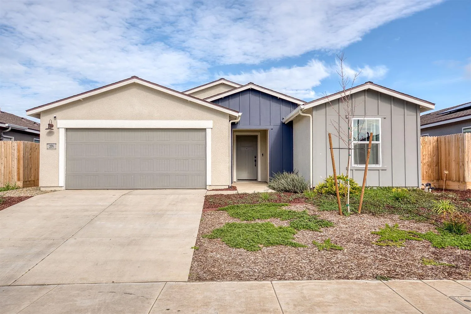 279 Bryce Canyon Ct photo 1