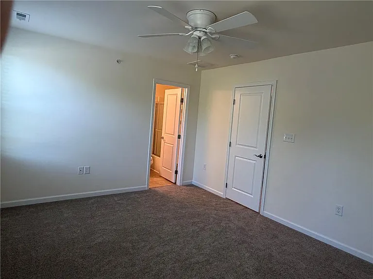 1924 Alex Rd — Photo 11