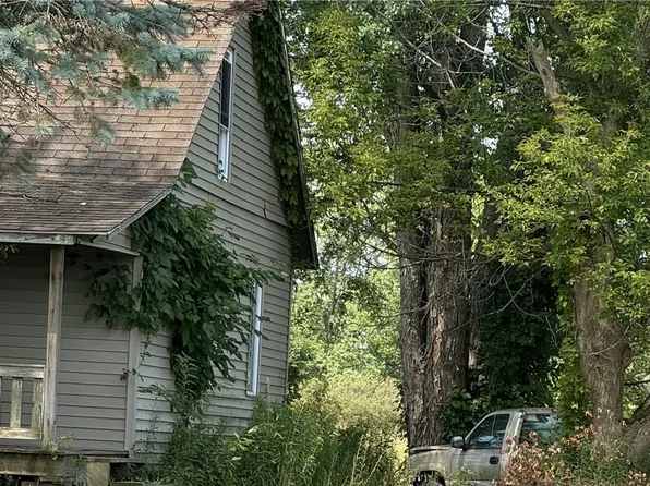 14996 Bundysburg Rd, Middlefield, OH 44062