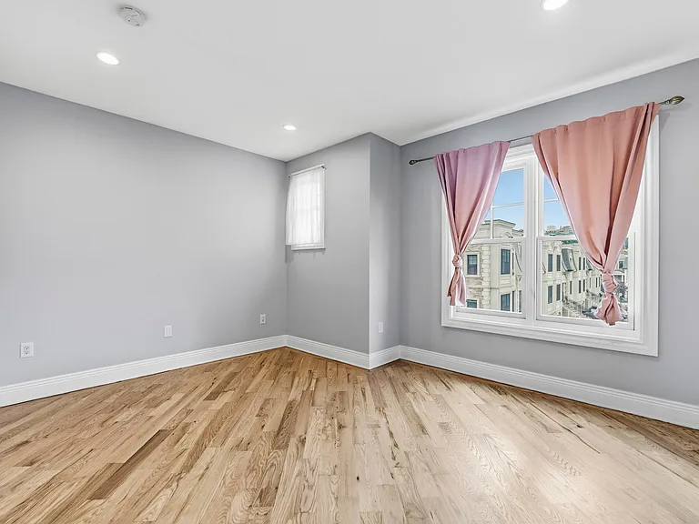 30 Marquis Ct — Photo 19