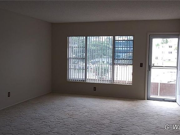 2nd image of 2402 Ecuadorian Way APT 36