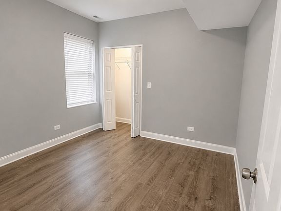 5th image of 7724 S Essex Ave APT 3