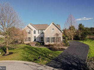 319 Winchester Ln, West Grove, PA 19390