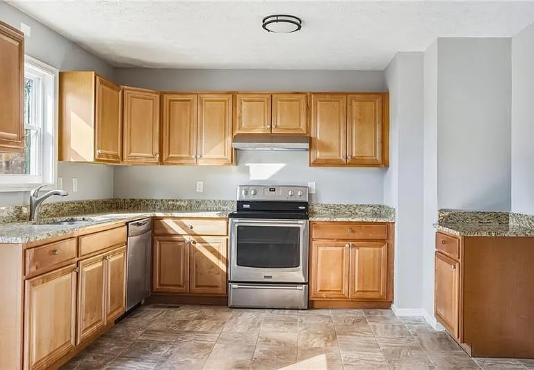 5825 Stonehaven Dr NW — Photo 14
