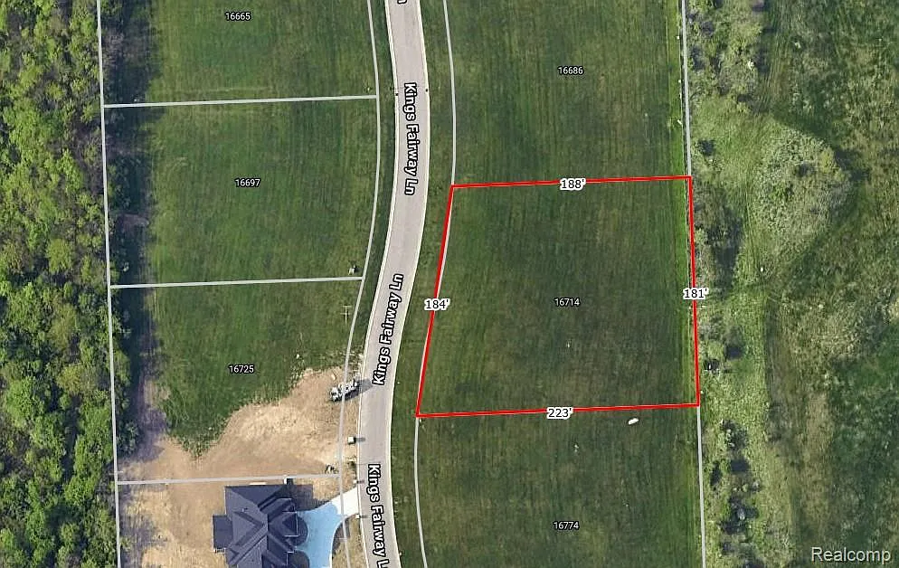 16714 Kings Fairway Ln photo 1