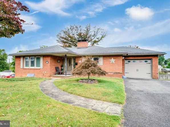 107 Mull Ave, Sinking Spring, PA 19608