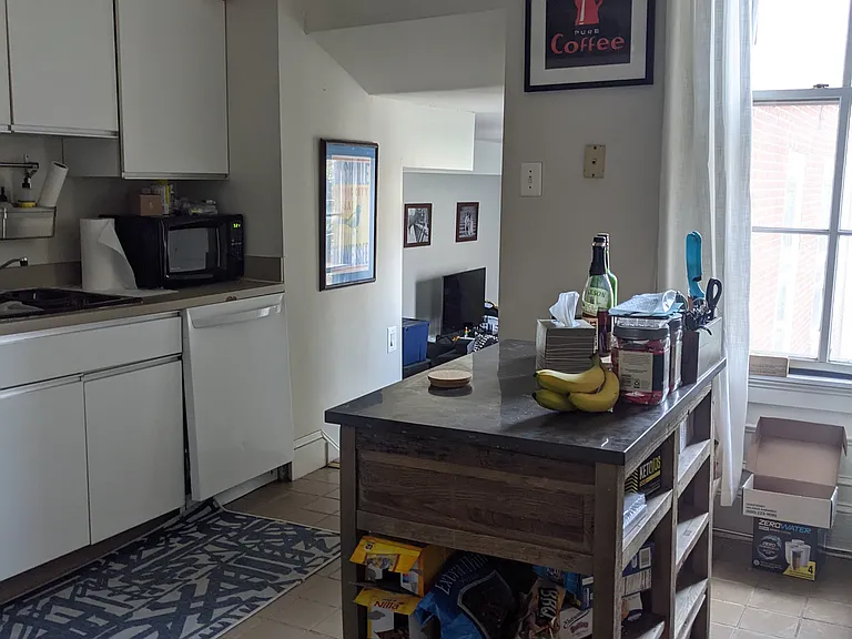 2101 Green St #2 — Photo 14