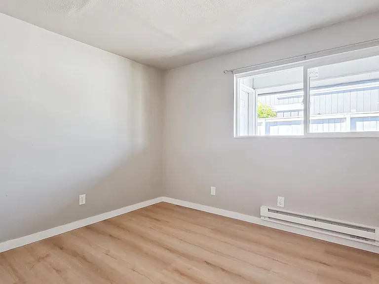 13959 SE 173rd Pl #1 — Photo 8