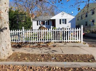 12 Van Buskirk Ave, Stamford, CT 06902