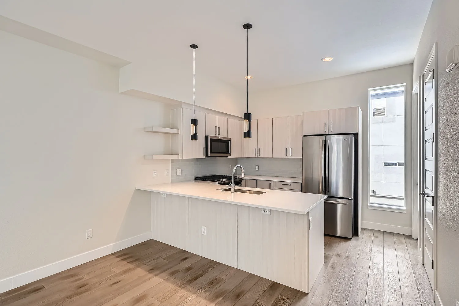 3090 Wilson Court #9 — Photo 1