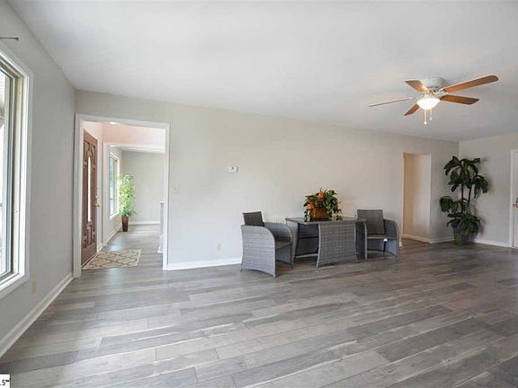 5th image of 2 Woodharbor Dr