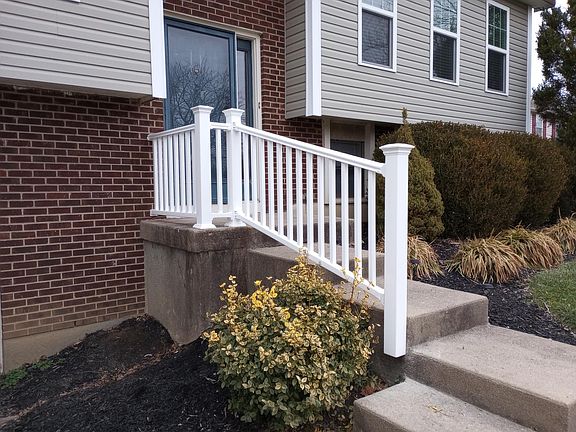 2nd image of 8150 Brookfield Dr