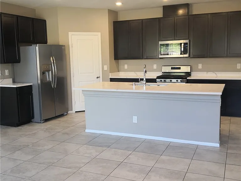 5330 Boschetto St — Photo 3