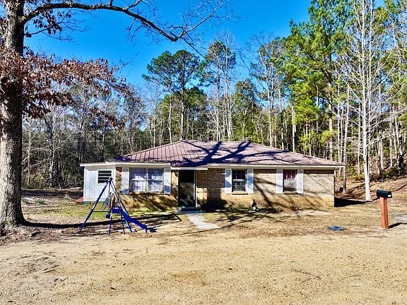 3rd image of 340 Louisiana Rd