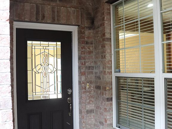 2nd image of 16030 Limestone Lake Dr