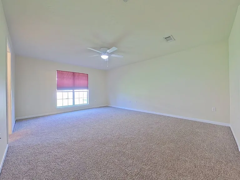 5254 Moore Loop — Photo 10