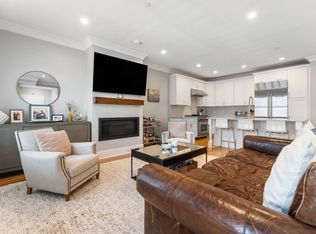 201 W 8th St #1, Boston, MA 02127