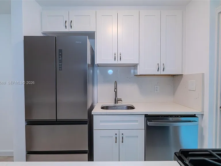 921 Jefferson Ave #3C — Photo 11