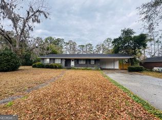 106 Pinehurst Dr, Blackshear, GA 31516