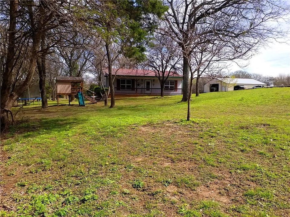 1st image of 417 Horseshoe Bnd