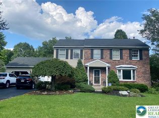 4230 Gloria Ln, Bethlehem, PA 18017