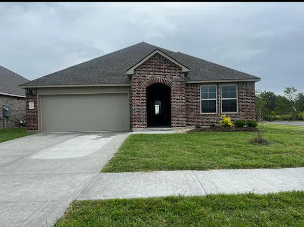 107 Acadian Lake Dr, Duson, LA 70529