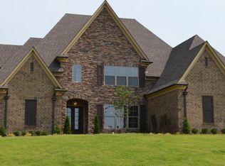 1218 Saint Claire Park, Southaven, MS 38671