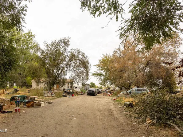 3360 Washout Rd, Sunnyside, WA 98944