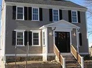 16 Middle St, Fairhaven, MA 02719