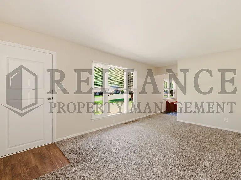 4546 S Osage St — Photo 11