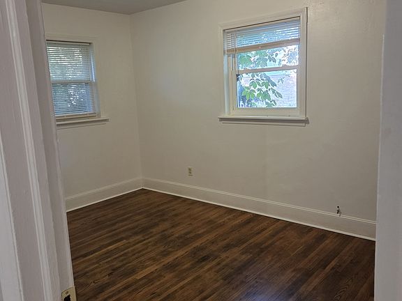 4th image of 4210 Foxford Pl