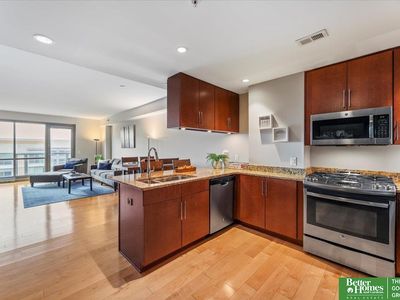 220 S 31st Ave APT 3608, Omaha, NE, 68131