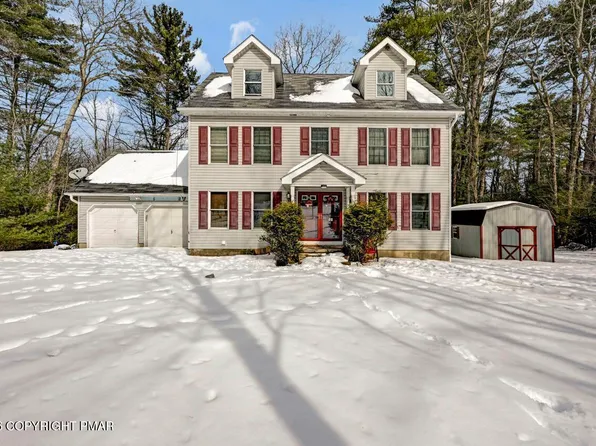 7280 Moss Dr, Swiftwater, PA 18370